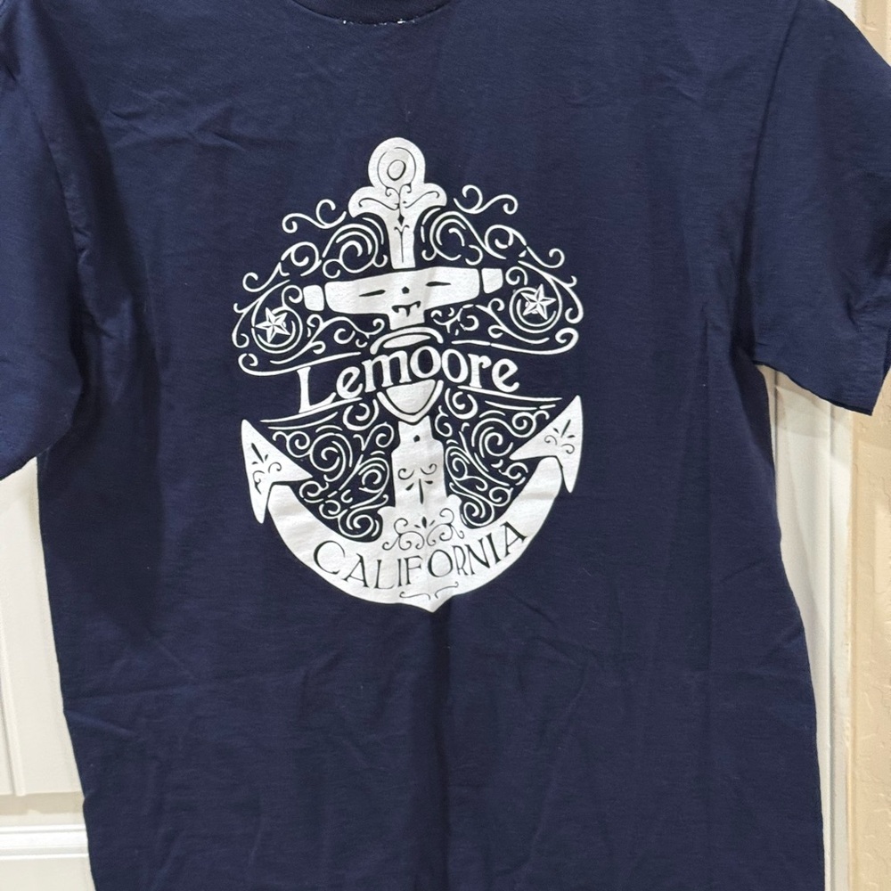 Gildan Lemoore California Anchor T-Shirt Navy Blue Graphic Tee Men’s Small